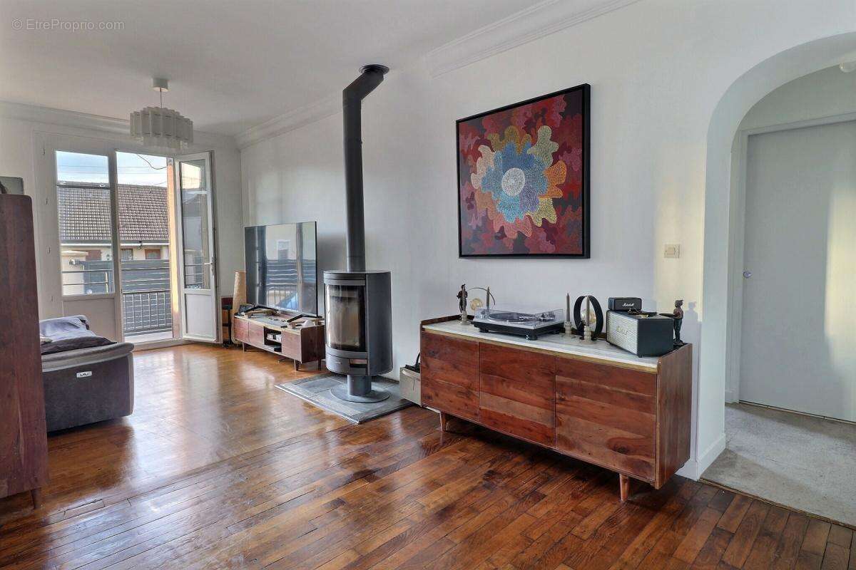 Maison à SARTROUVILLE