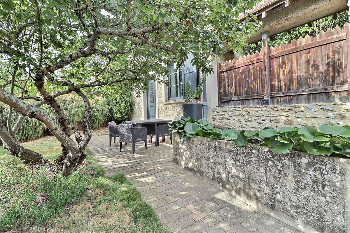 maison 93 m2 avec jardin - photo 4