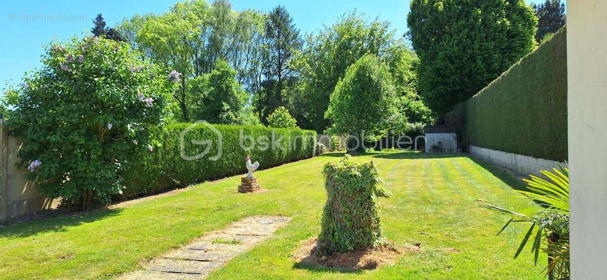 Maison à GRANDVILLIERS