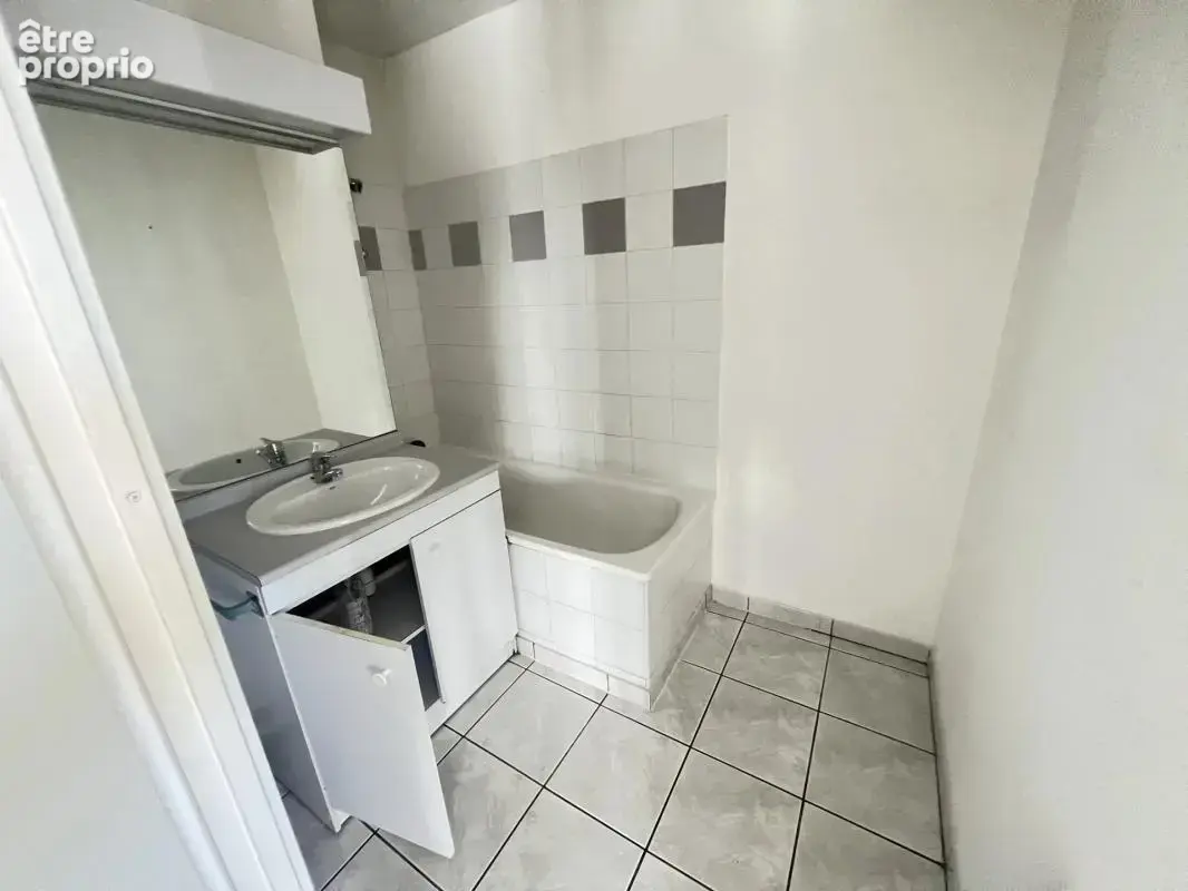 T2 de 43 m2 avec balcon/place parking - photo 4