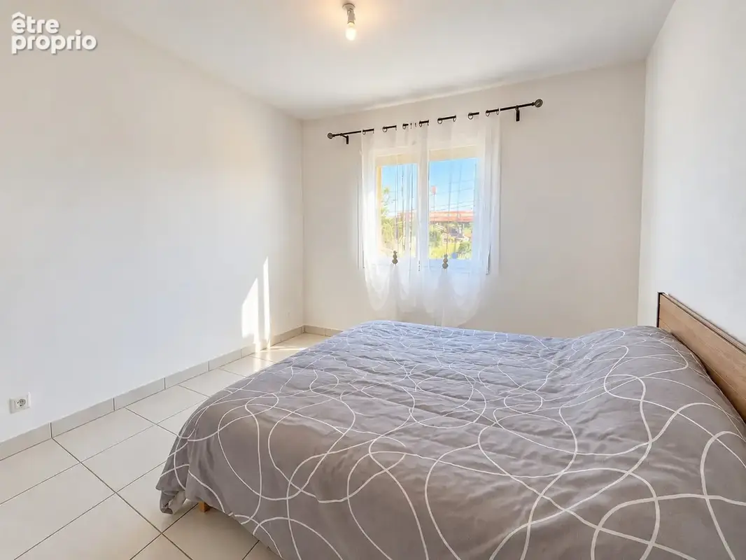 01150 BLYES   Maison 3 chambres, jardin et garage   DPE B   Proche Plaine de l’Ain - photo 5