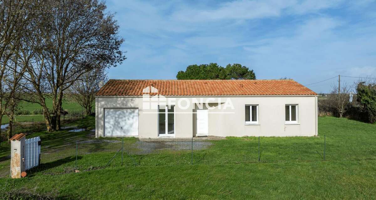 Maison à SAINT-SULPICE-DE-ROYAN