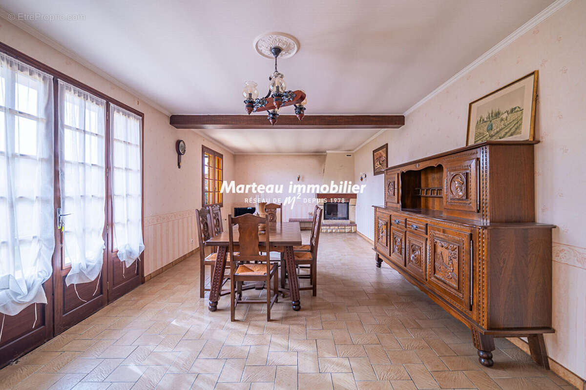 Maison à SAVIGNE-L'EVEQUE