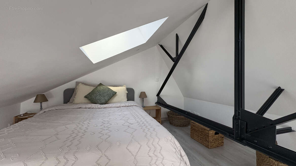 Autre à SAINTE-SAVINE