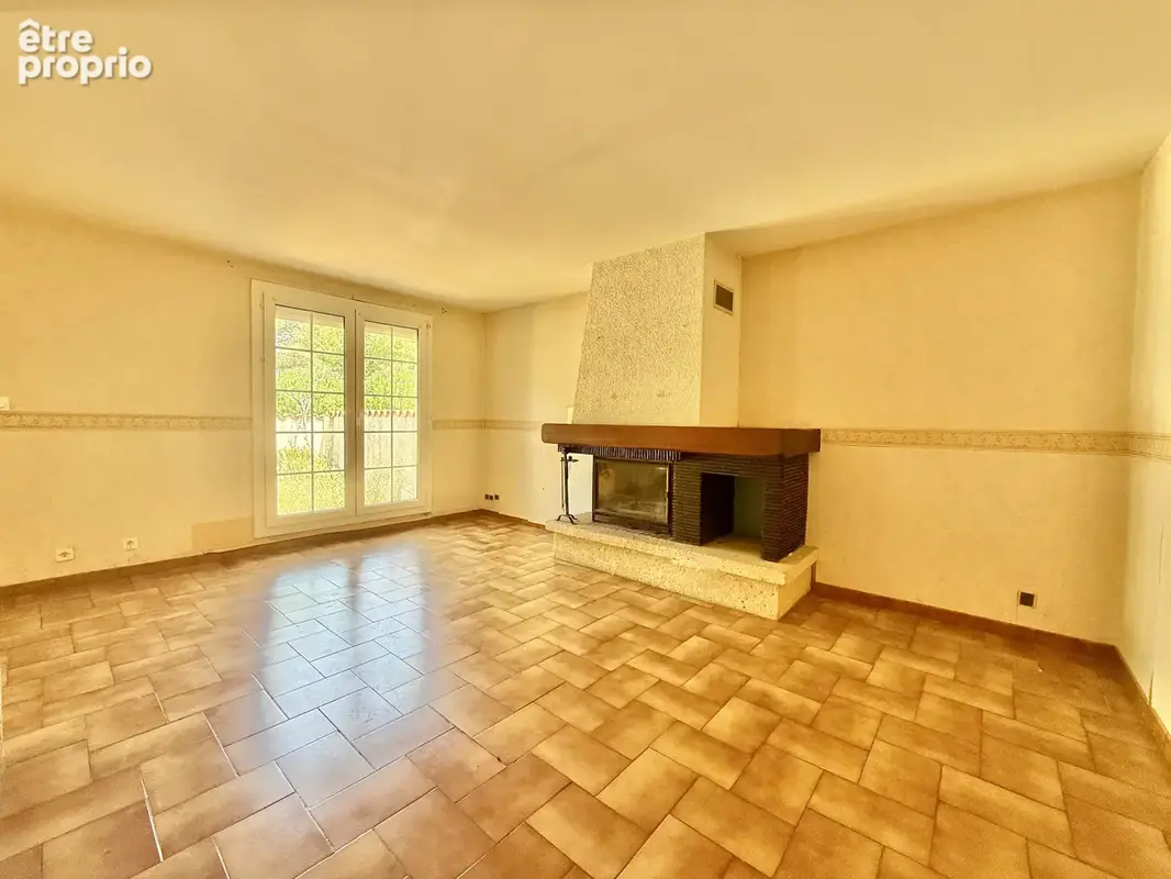 Maison avec 3 chambres, garage et jardin à Trèbes - photo 3