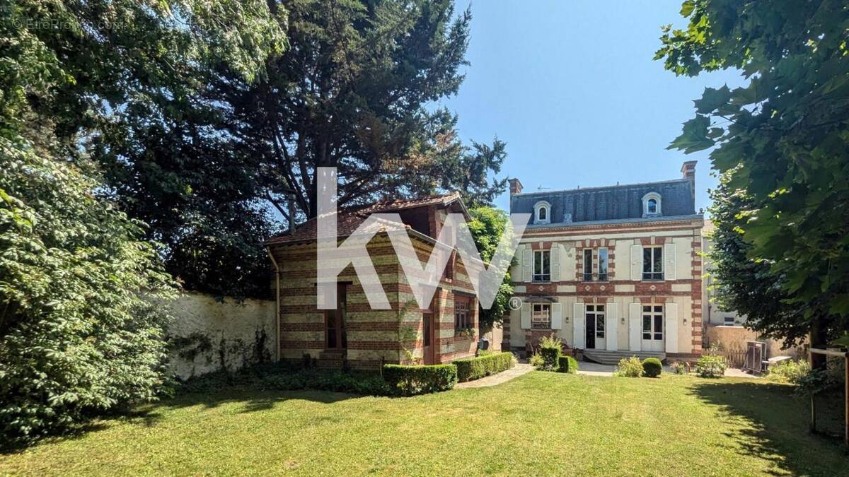 Maison à DEUIL-LA-BARRE