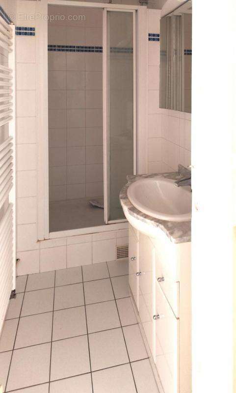 Appartement à PARIS-7E