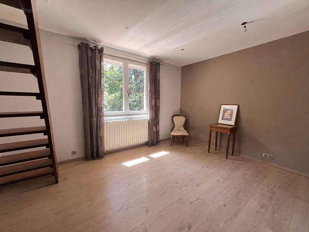 Maison à LYON-8E