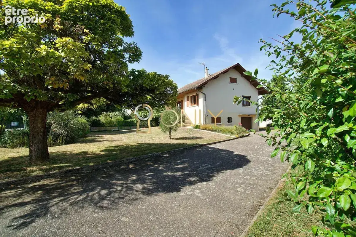 Maison - savigneux - 3 chambres - photo 5