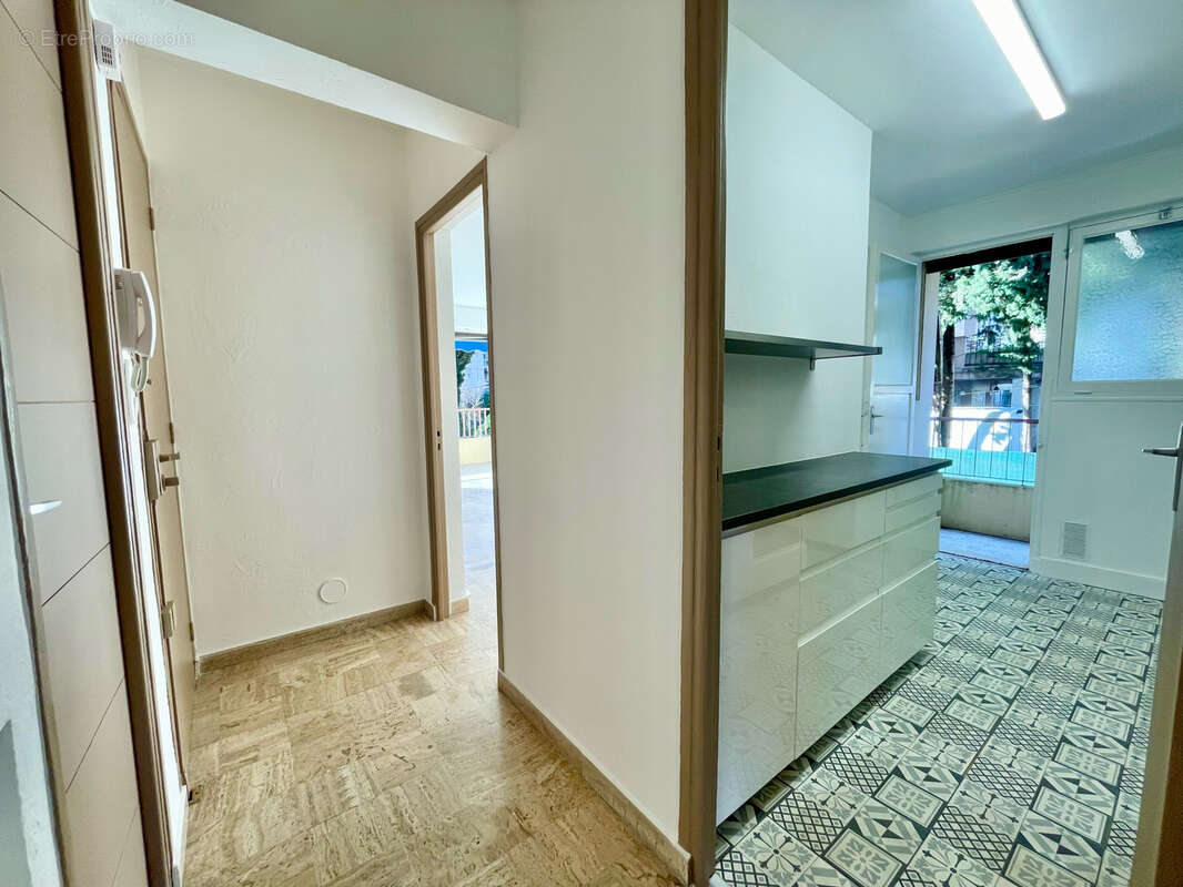 Appartement à LE CANNET
