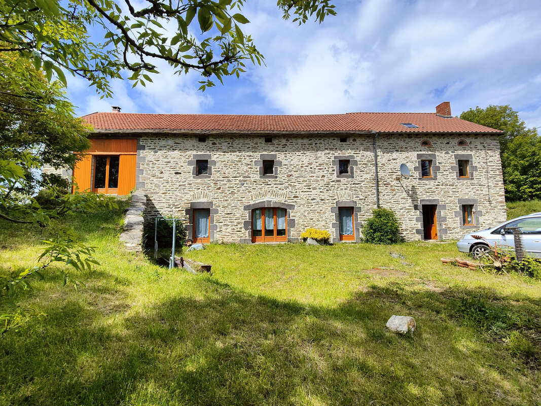Maison à LA CHAPELLE-LAURENT