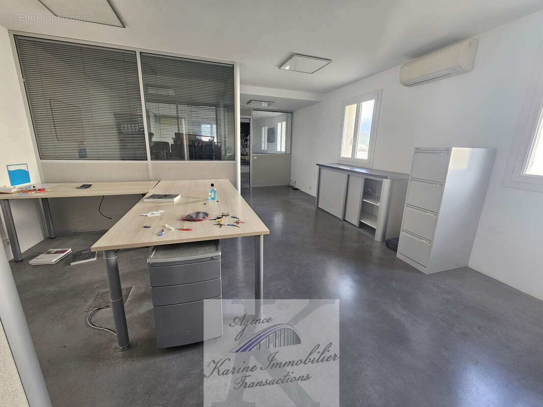 Commerce à SAINTE-MAXIME