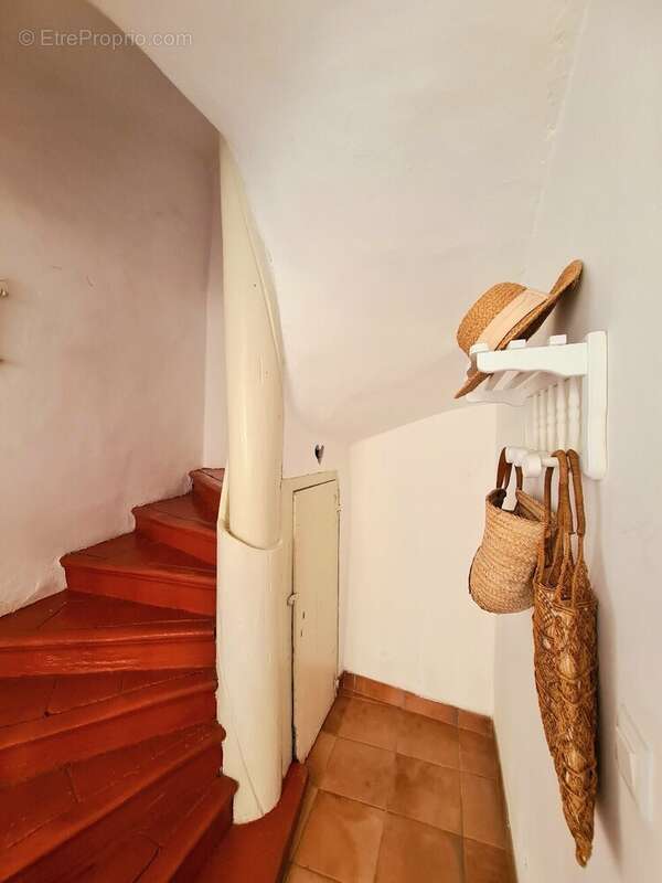 Maison à CAUNES-MINERVOIS