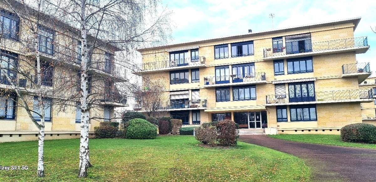 Appartement à MANTES-LA-JOLIE