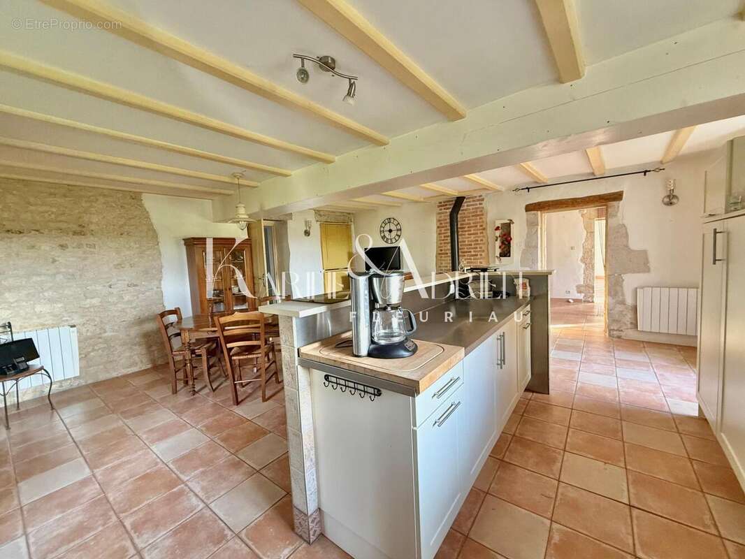 Photo 6 - Maison à LE POIRE-SUR-VELLUIRE