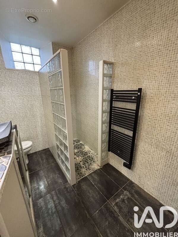 Maison 120 m² à Veron  - photo 7