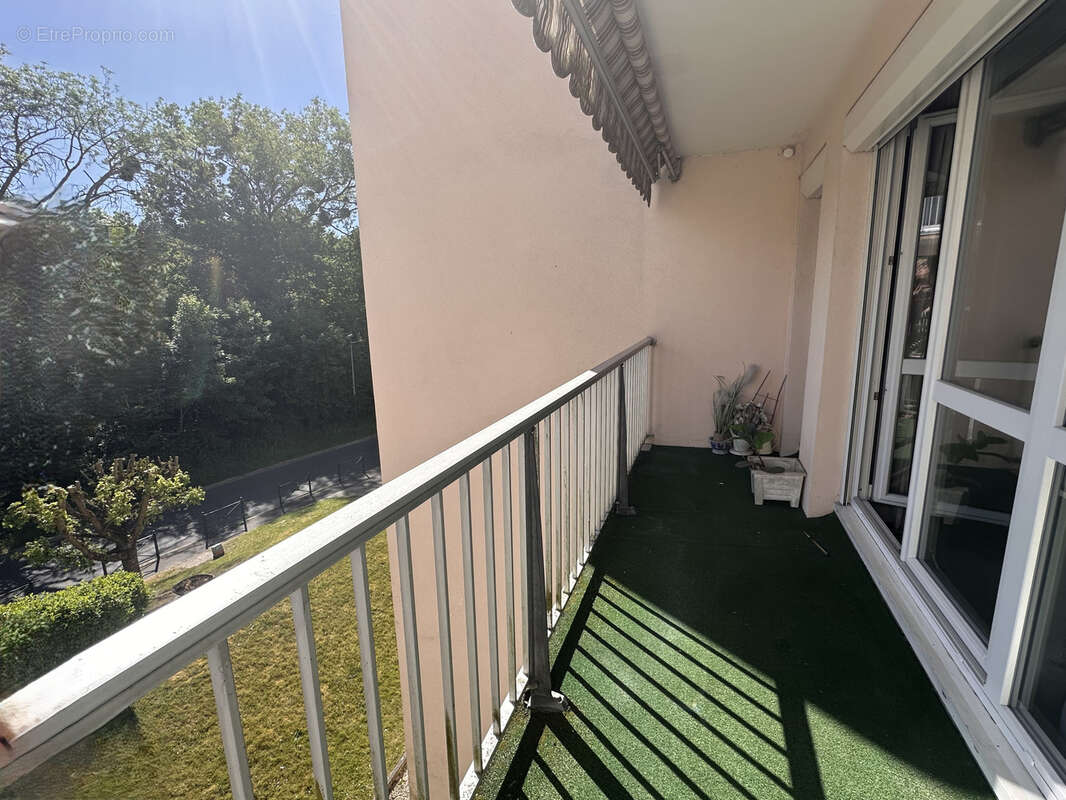 Appartement à VAIRES-SUR-MARNE