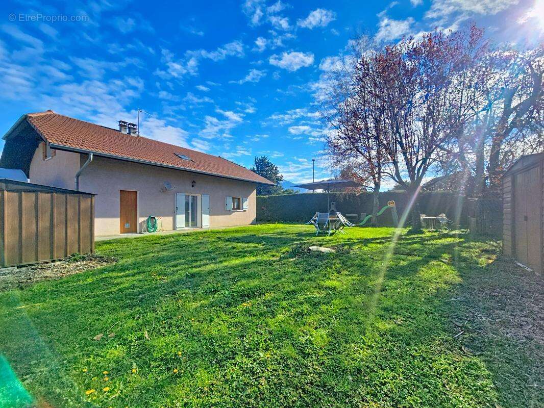 Maison à SAINT-PIERRE-EN-FAUCIGNY