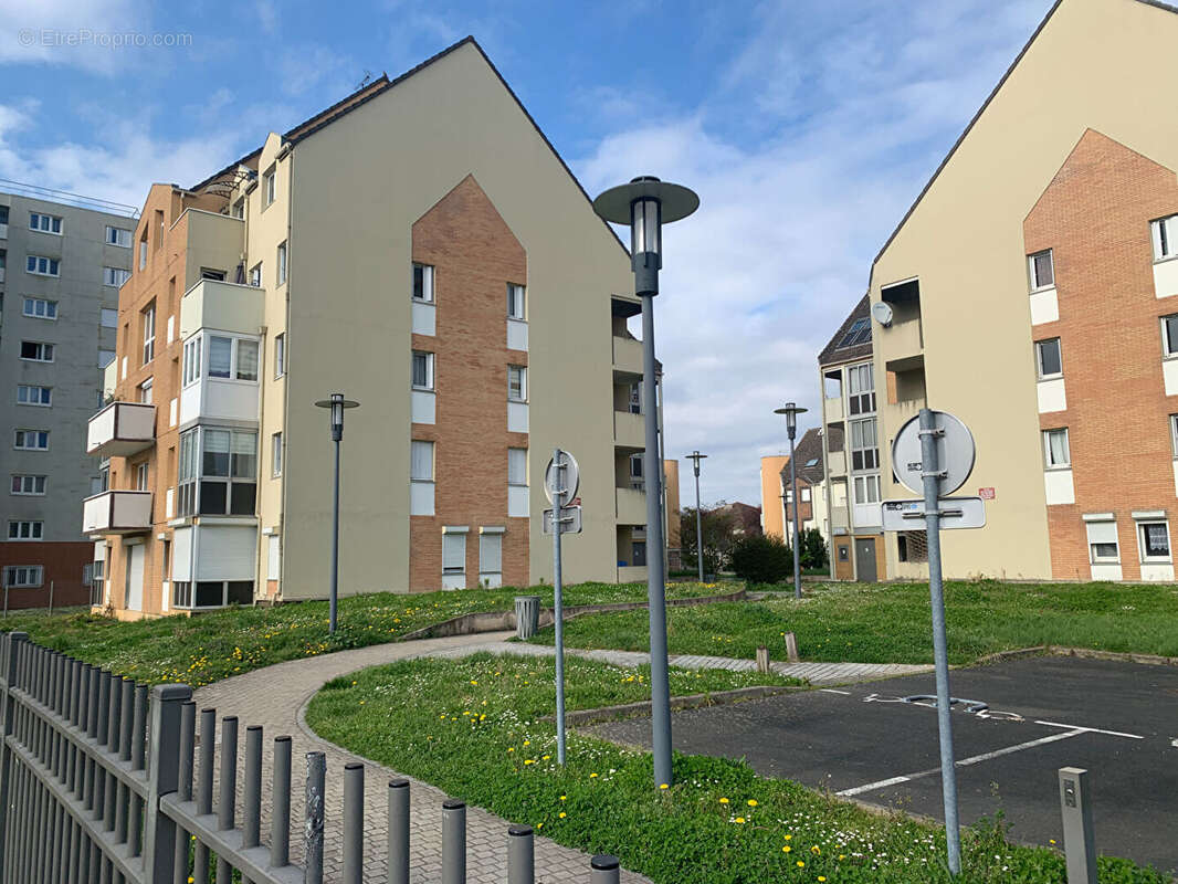 Appartement à DAMMARIE-LES-LYS