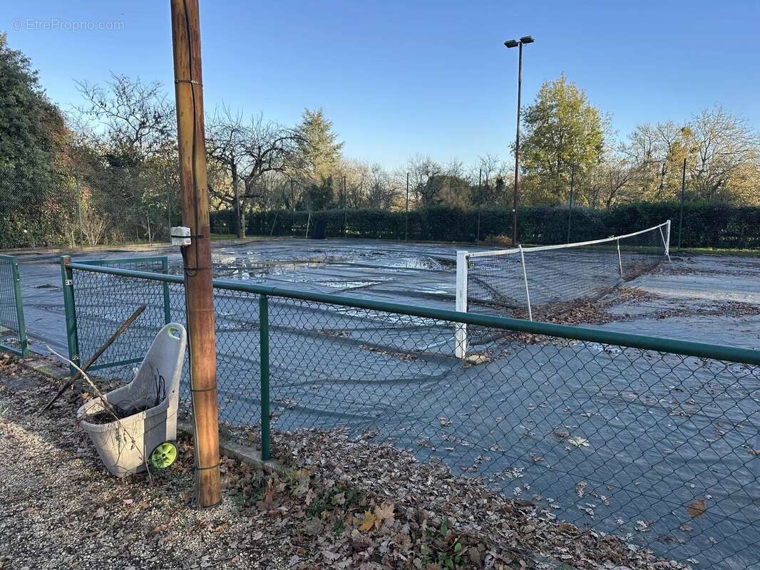 Maison à LA FERRIERE-AIROUX