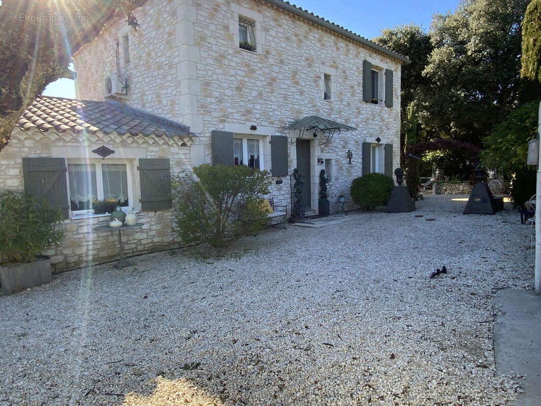 Maison à UZES