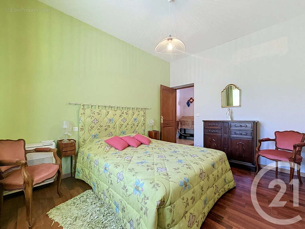 Maison 155 m² à Santa-Lucia-Di-Moriani  - photo 12