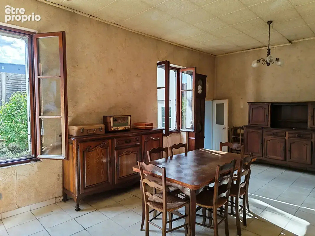 Maison à rénover 5 pièces à vendre à Reugny - 202 000 - photo 4