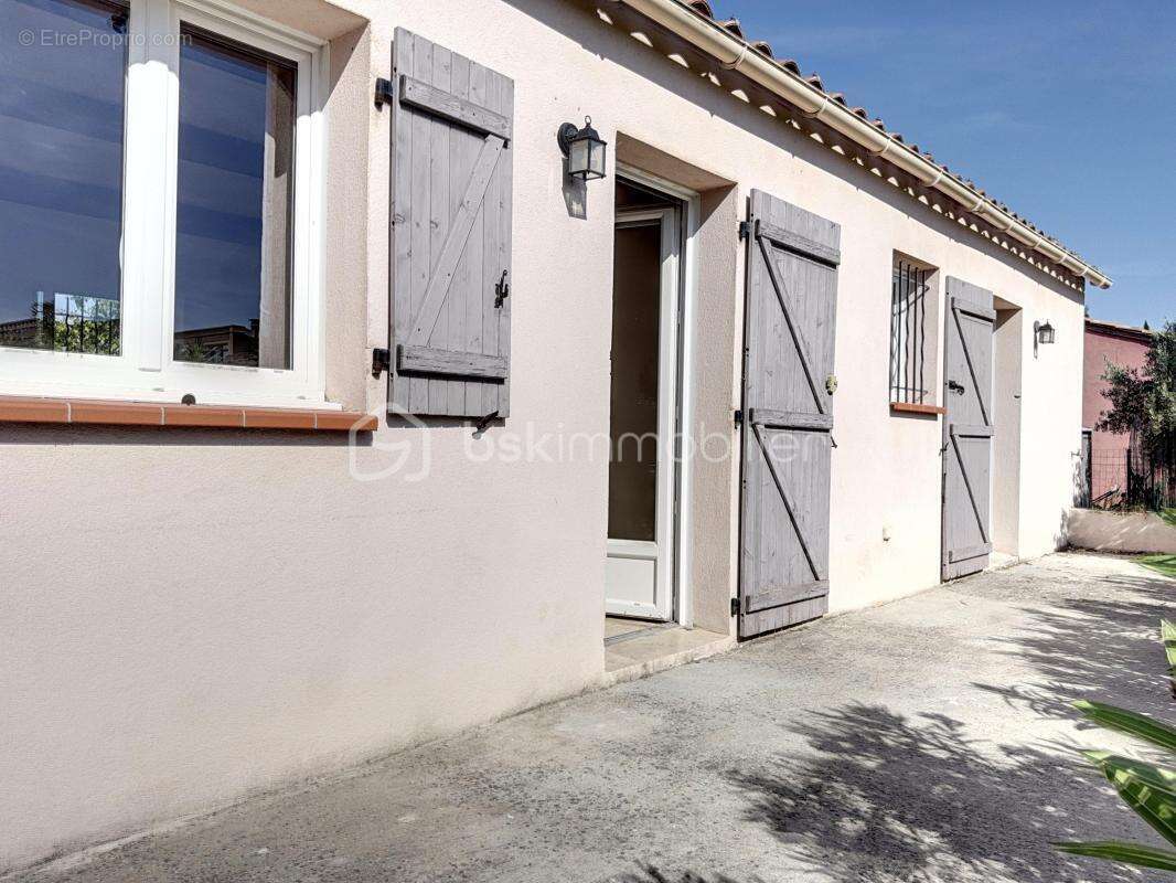 Maison à MONTEUX