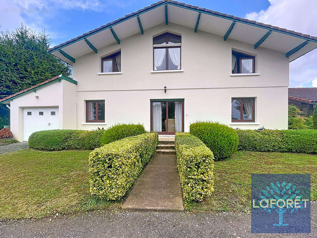 Maison à TERCIS-LES-BAINS