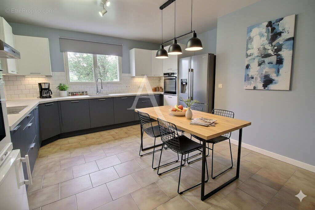Maison à THEZA
