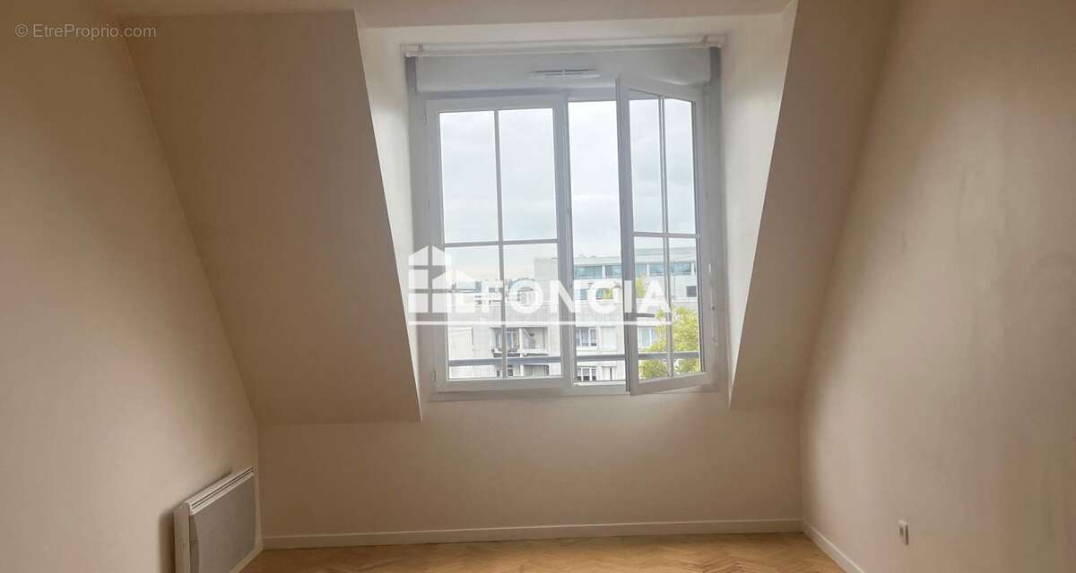 Appartement à LE PLESSIS-ROBINSON