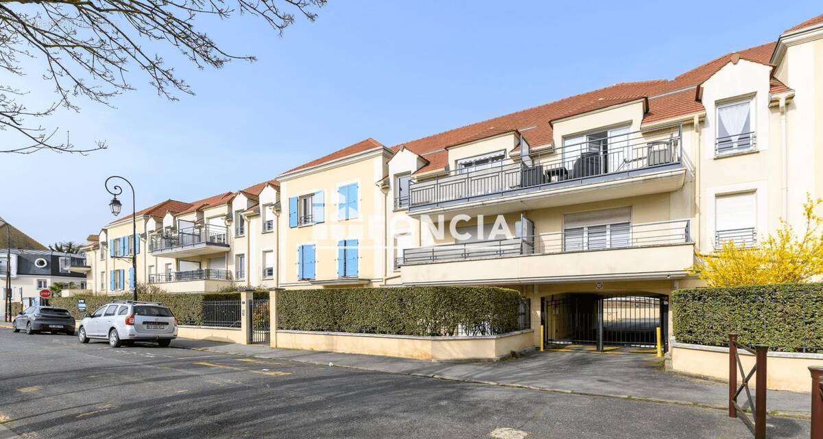 Appartement à CLAYE-SOUILLY