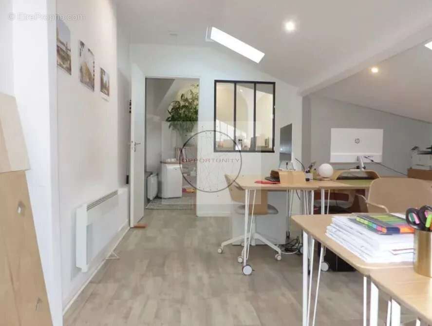 Commerce 104 m² à Vincennes  - photo 3