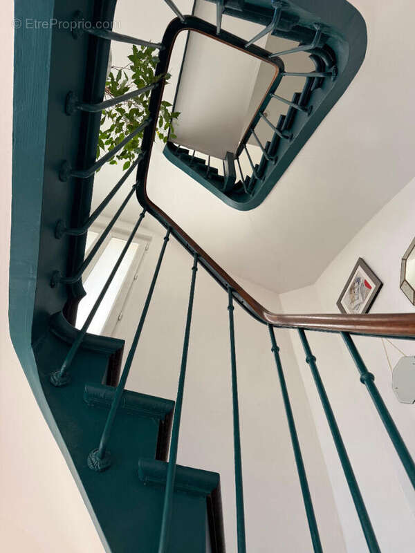 Appartement à PARIS-20E