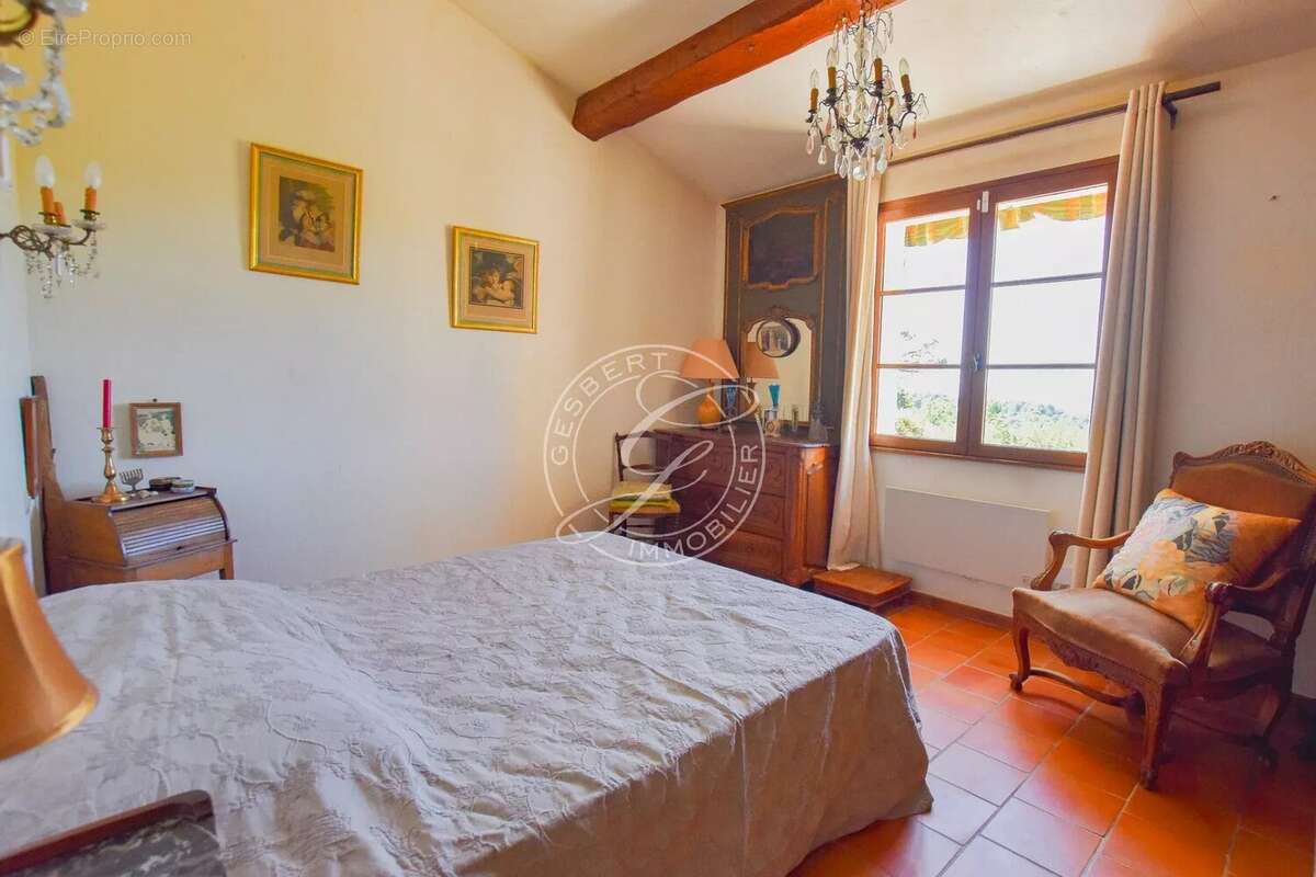 Maison à TOURTOUR