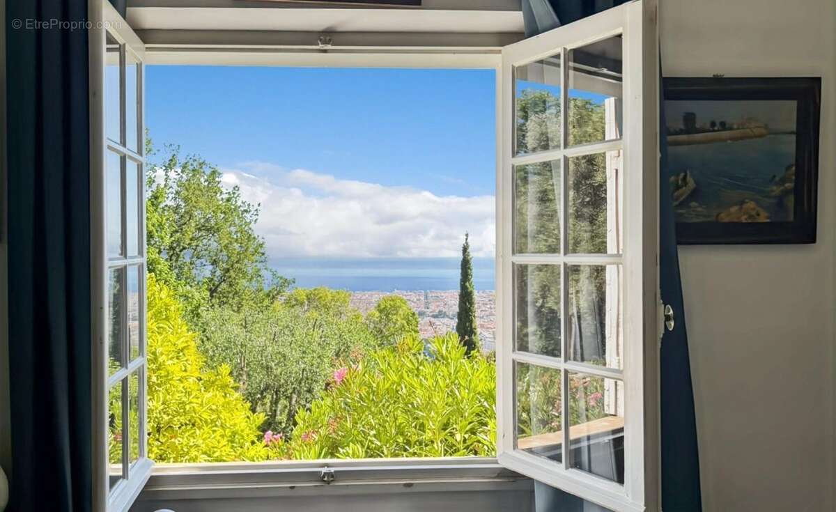 Nice gairaut – villa provençale avec vue mer, piscine, terrain de 2 000 m² et garage de 100 m² - photo 6