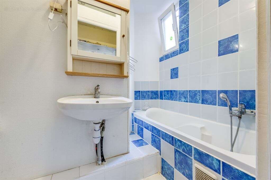 Appartement à PARIS-12E