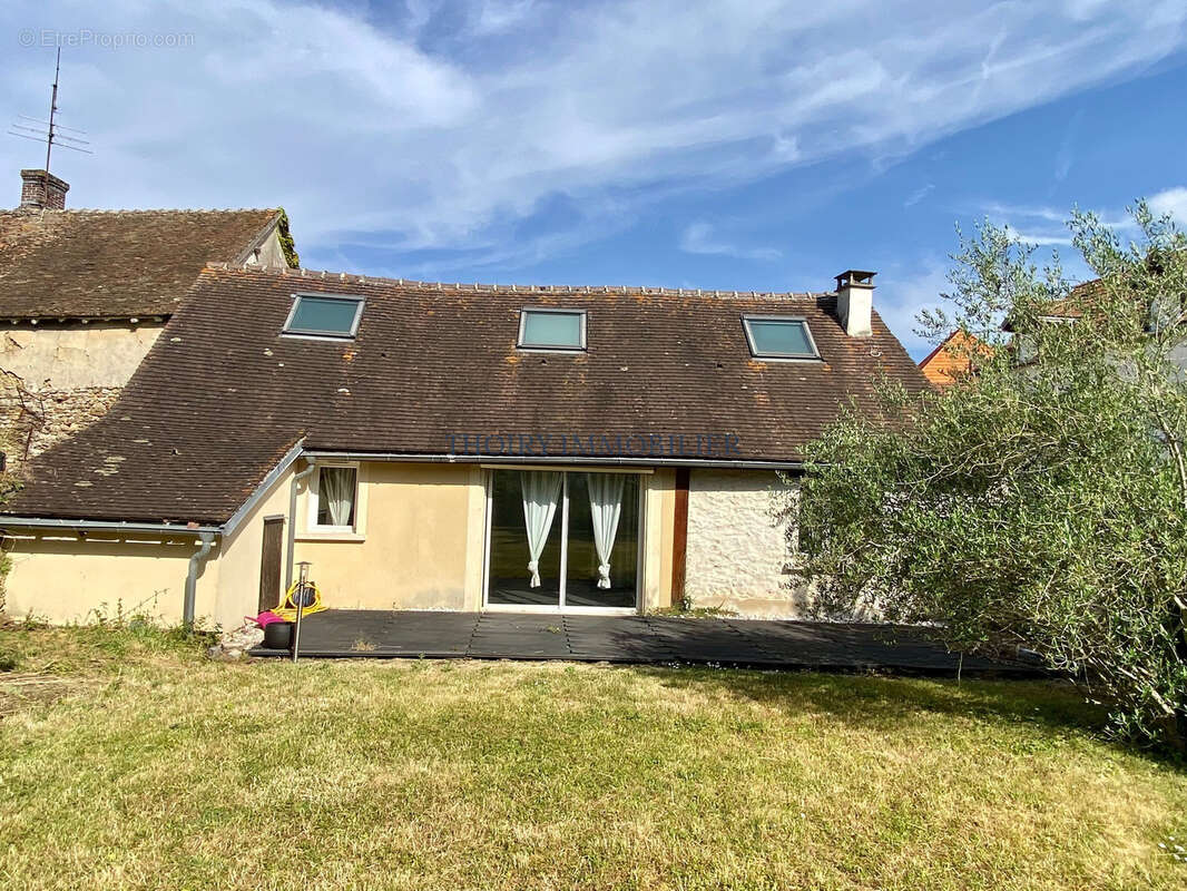 Maison à ORGERUS