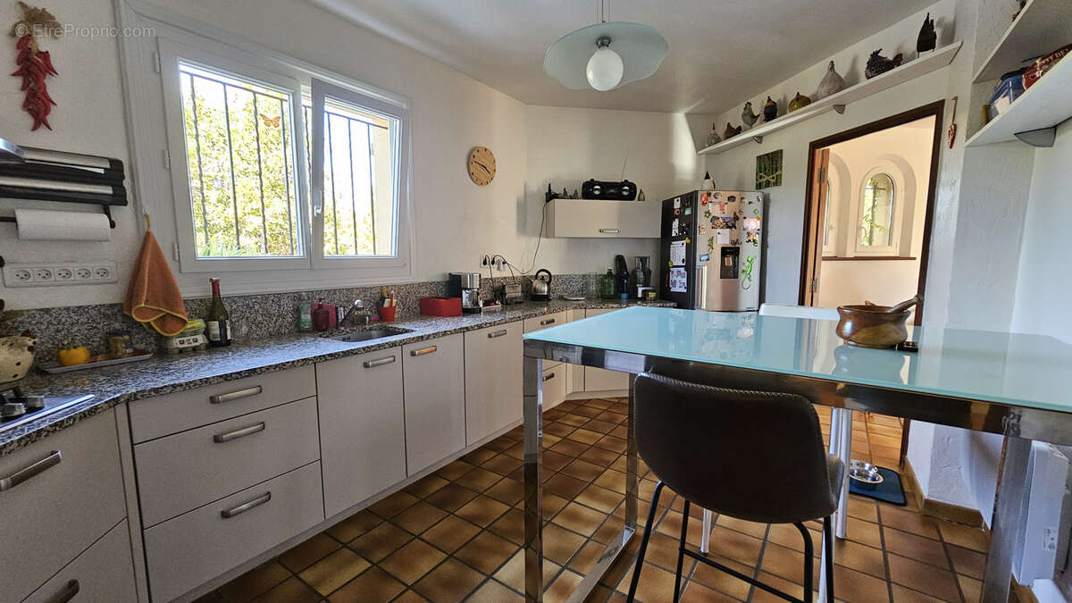 Maison à SAINT-GILLES