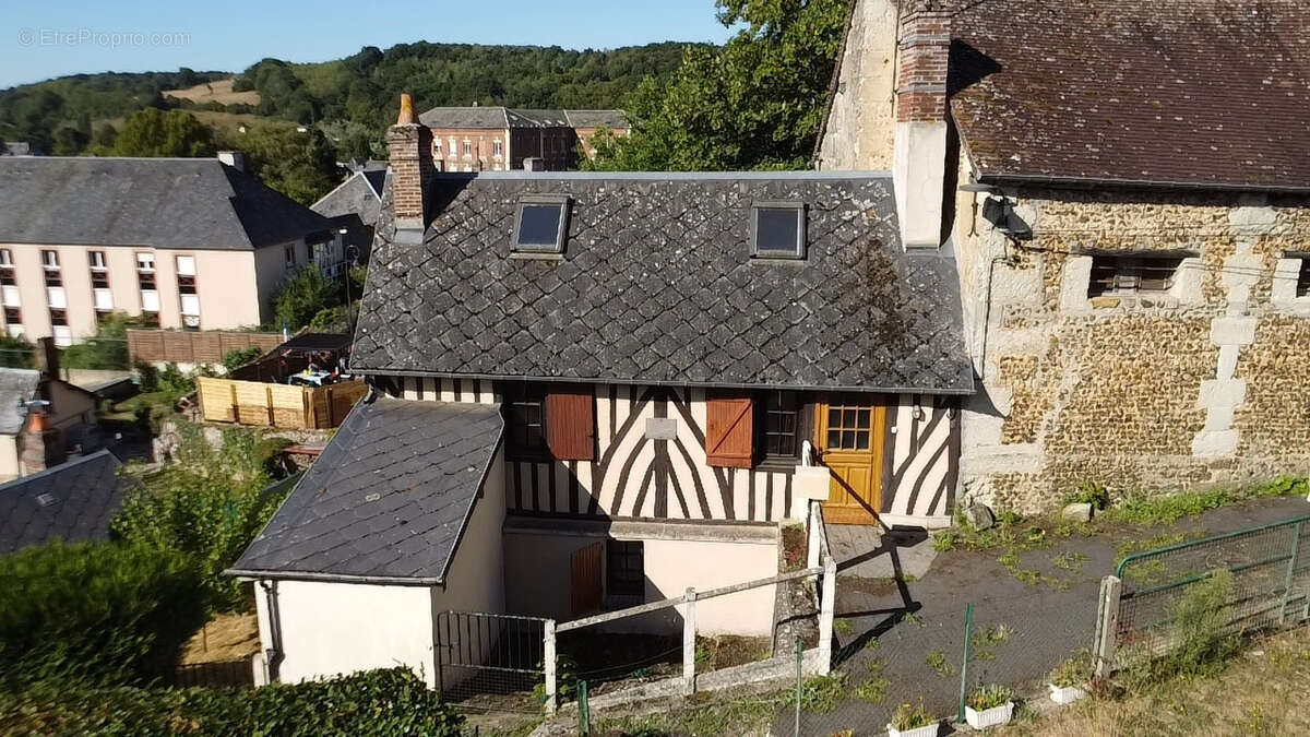 Maison 84 m² à Orbec  - photo 3