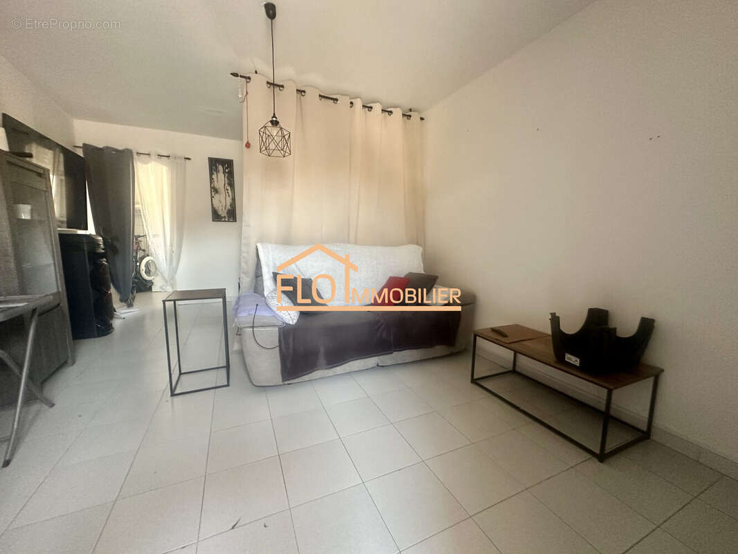 Appartement à FLORENSAC