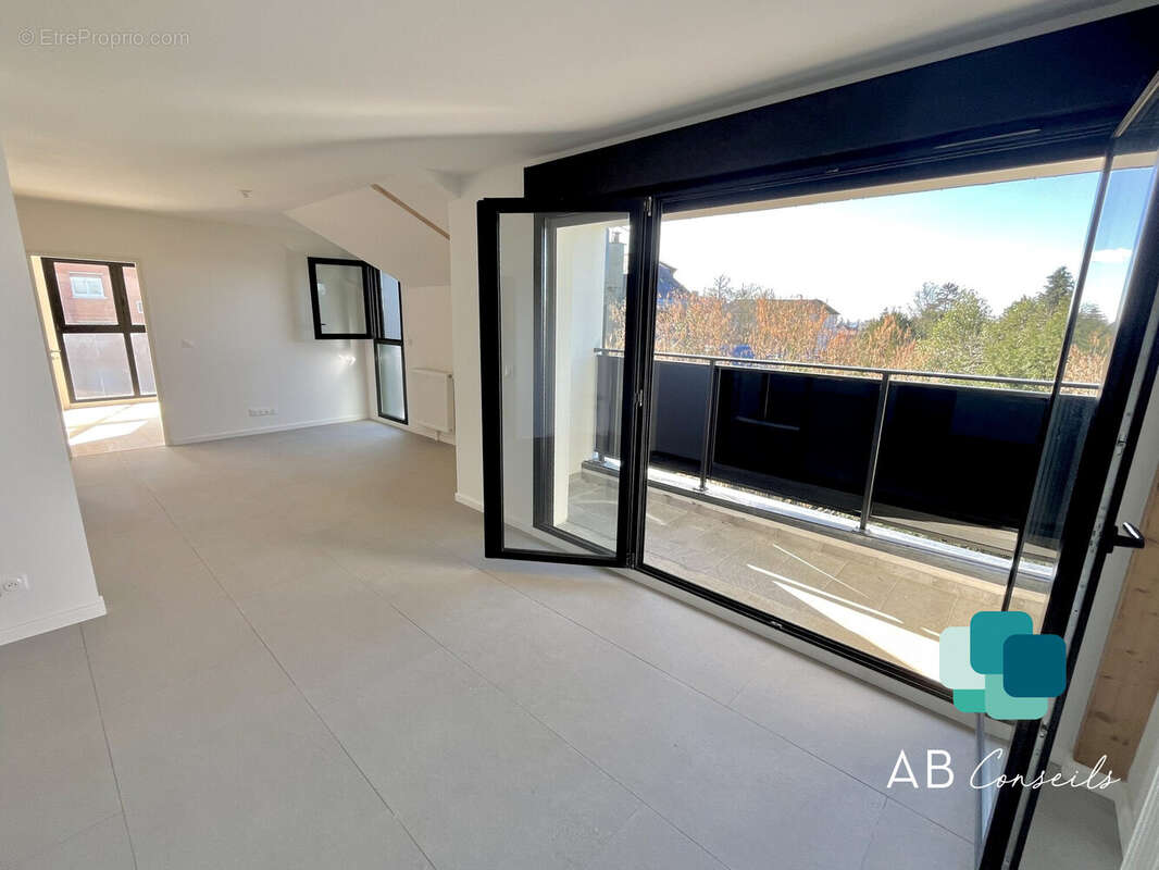 Appartement à BOIS-GUILLAUME