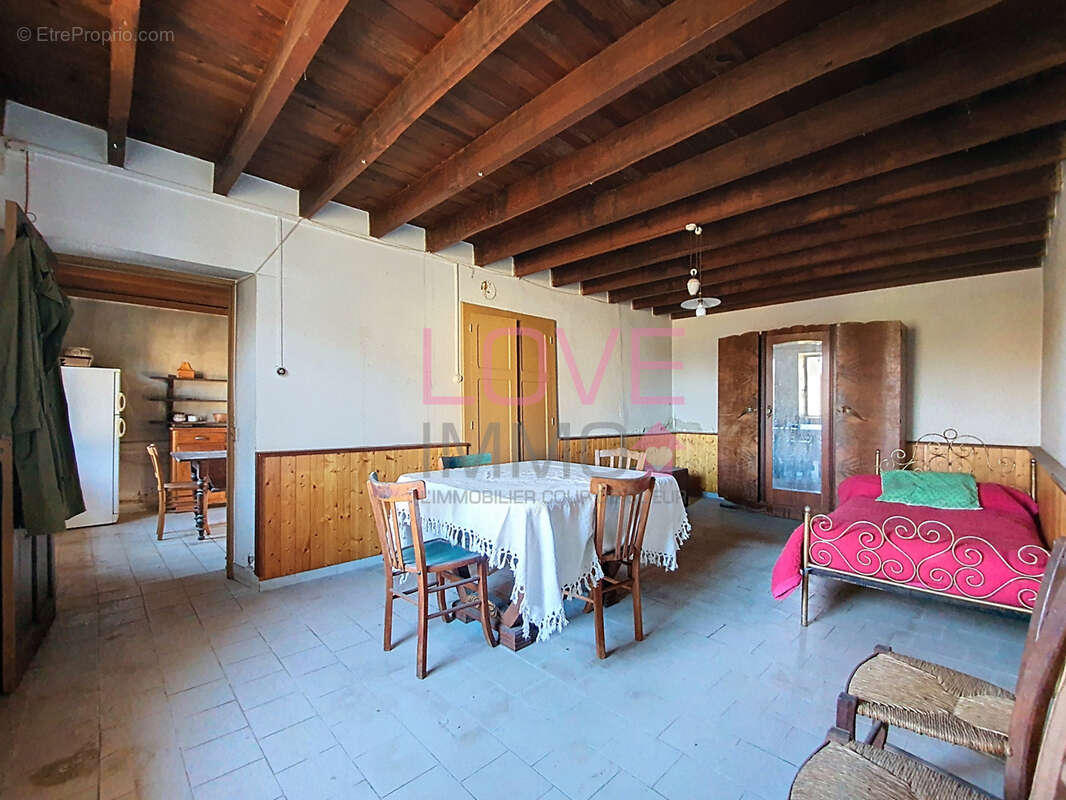 Maison à LA TOUR-DU-PIN