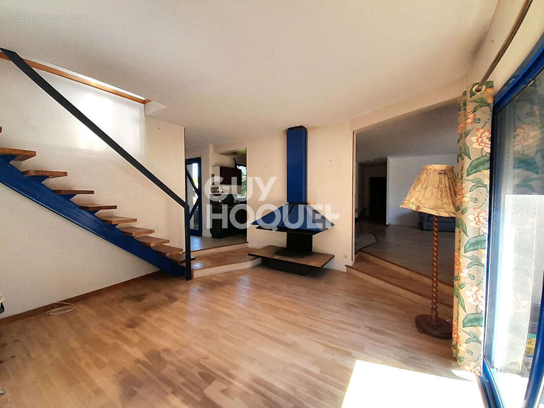 Maison à GURGY