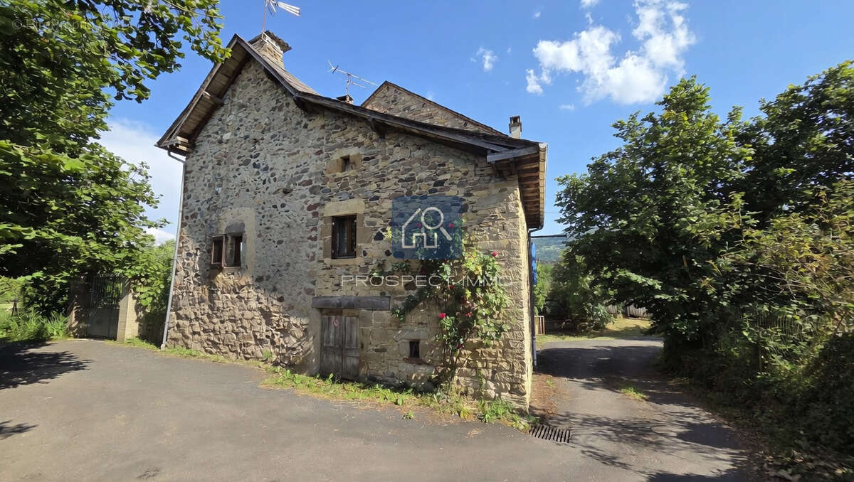 Maison à SAINT-COME-D'OLT