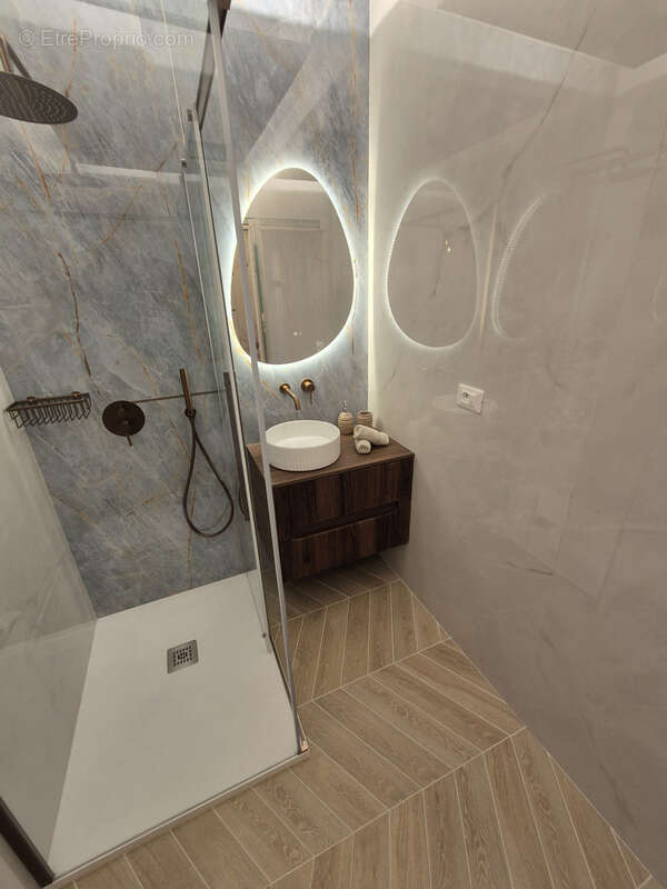 Appartement à MENTON