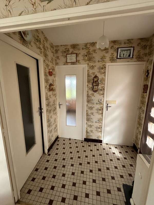 Maison à CHATEAUPONSAC