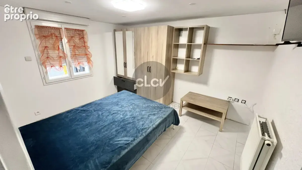 ENTRELACS - Maison de 600m² sur 3 niveaux - photo 14