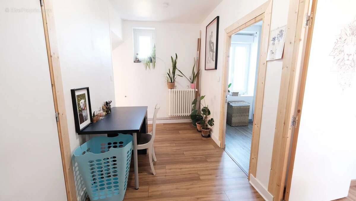 Maison à TOULON-SUR-ARROUX