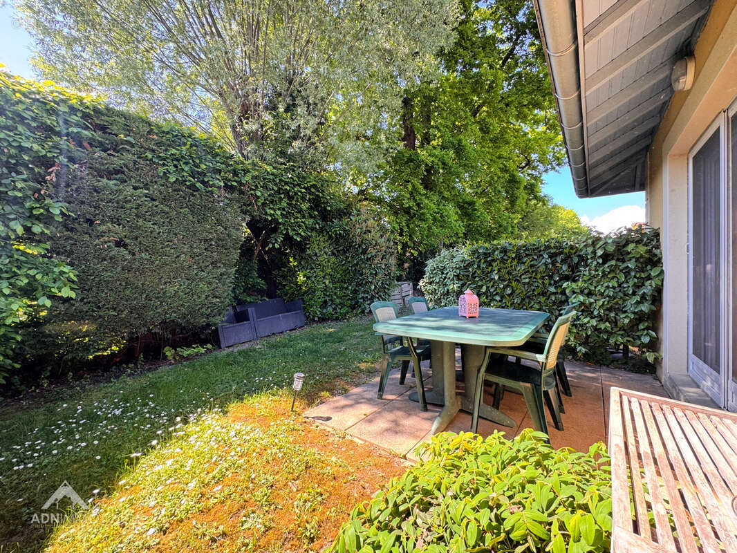 Maison à PREVESSIN-MOENS